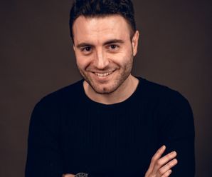 Andrea cancelliere primo piano poca barba 3